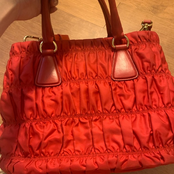 Prada Red Gauffre - Picture 7 of 12